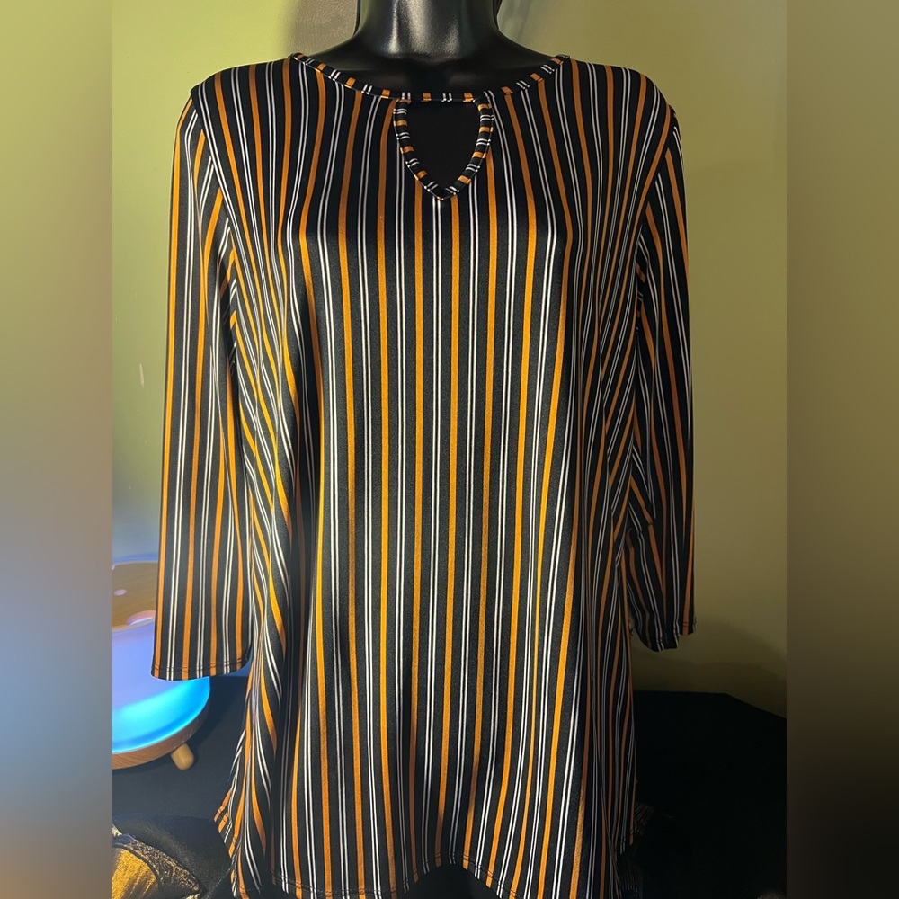 Cool striped top. Casual and comfortable